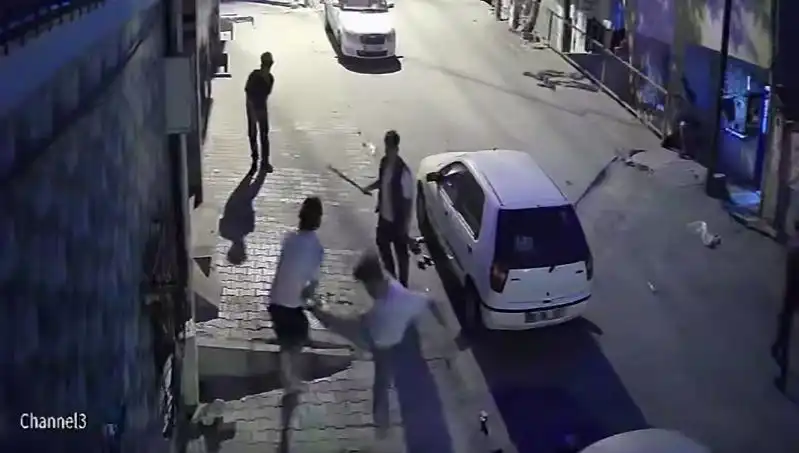 Başakşehir'de Taşlı Sopalı Kavga: Neden ve Sonuçları Neler?
