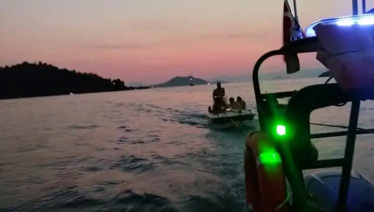 Fethiye Açıklarında Sürüklenen Teknedeki 4 Kişinin Kurtarılması Olayı