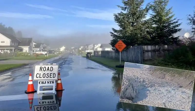 Alaska'da Buzul Barajı Taşınca Acil Tahliye Çağrısı Yapıldı