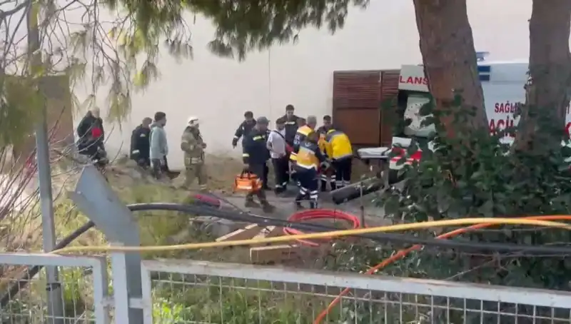 İstanbul'da Trafo Merkezindeki Patlama: İşçi Ağır Yaralı