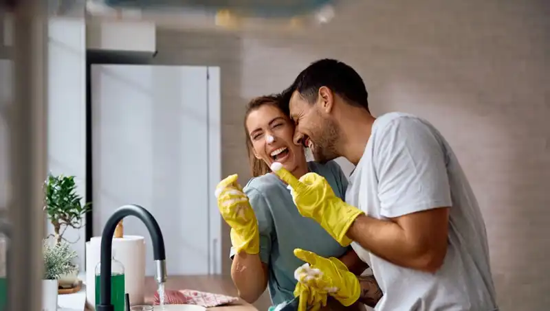 Çiftlerin Mutluluğunu Artıran 5 Basit Alışkanlık Nedir?