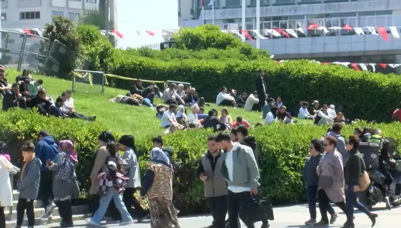 Taksim'de Deprem Aktivitesi Artıyor: Neler Oluyor?