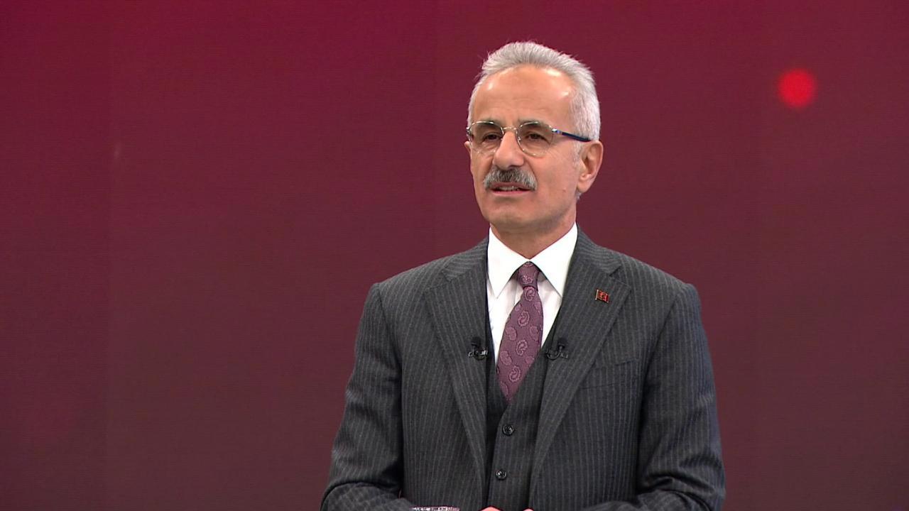 Bakan Uraloğlu'dan Sosyal Medya Açıklaması