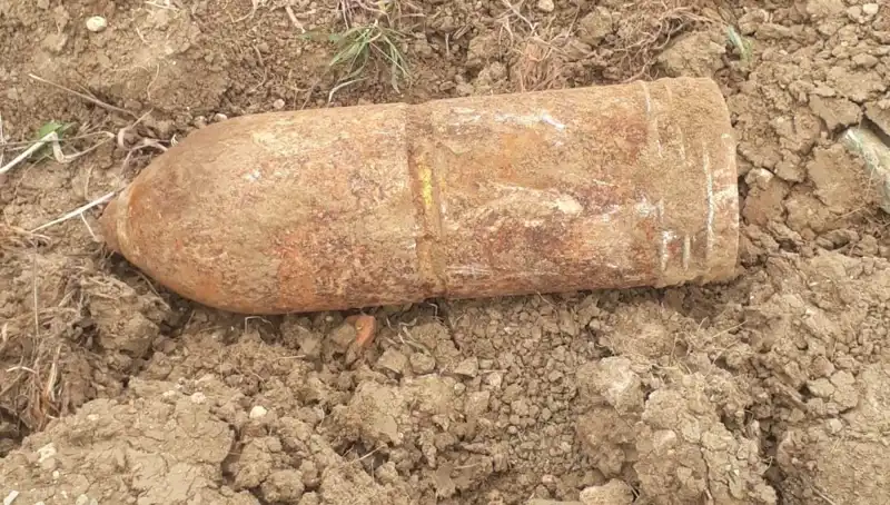 Çanakkale'de Tarihi Hazine: Patlamamış Top Mermisi Keşfedildi!