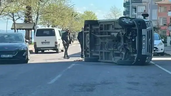 Otomobile Çarpan Araç Yan Yattı: Olay Anında Yaşananlar ve Sonrası