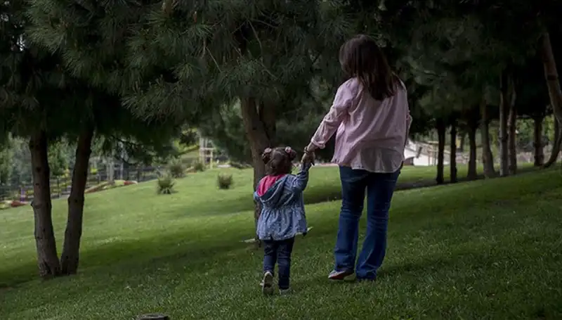Yargıtay’dan Koruyucu Aile Kararı: Çocuğun Görüşme Sıklığı Değişti!