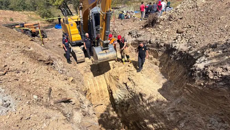 Manisa’da Havuz Kazısında Toprak Kayması: İki Can Kaybı ve Kurtarma Çalışmaları