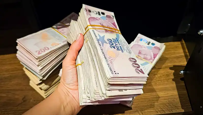 Türkiye'de Mevduat Tutarı 12 Trilyon Lirayı Geçti, Ne Anlama Geliyor?