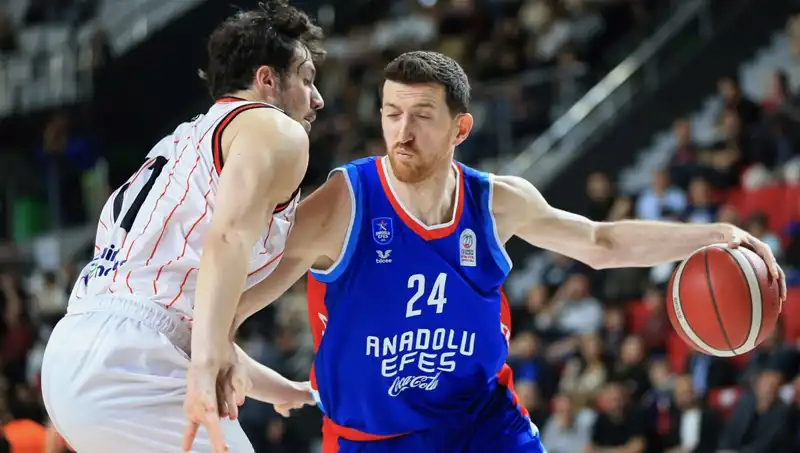 Anadolu Efes Euroleague’de Şampiyonluk Yolunda Kritik Maç İçin Hazır