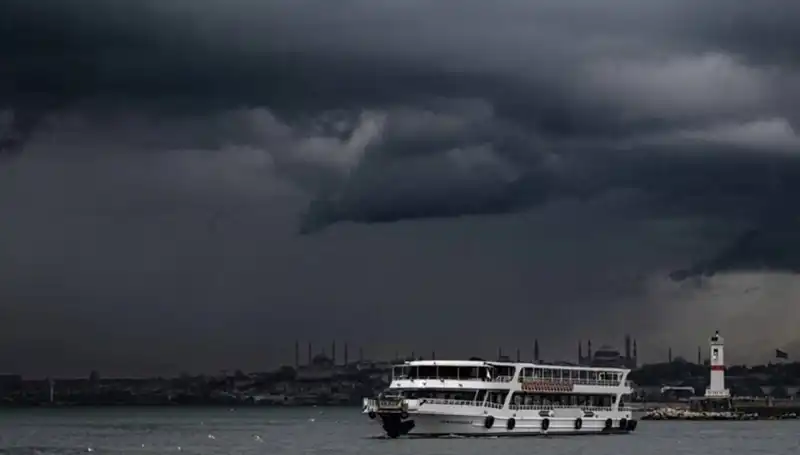 İstanbul'da Sağanak Yağış Uyarısı: Hava Durumu Alarm Veriyor!