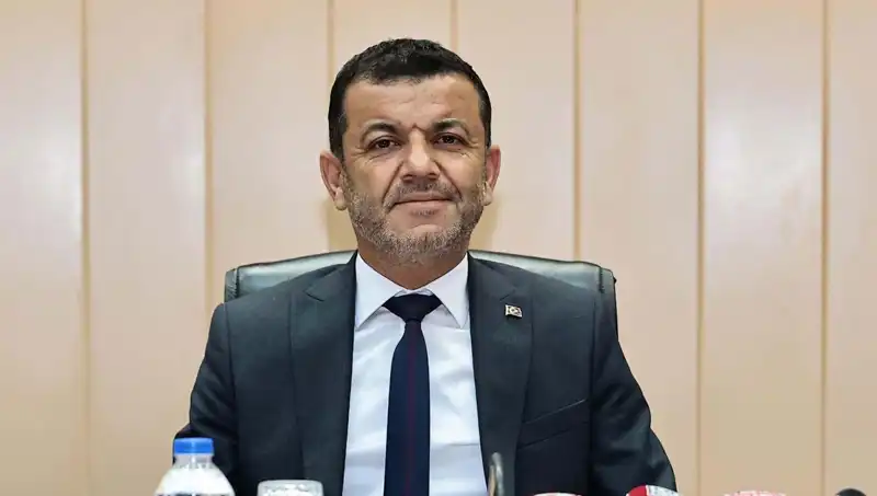 Bülent Nuri Çavuşoğlu: CHP Kurultayı'nın Dinamik Divan Başkanı'nın Hayatı