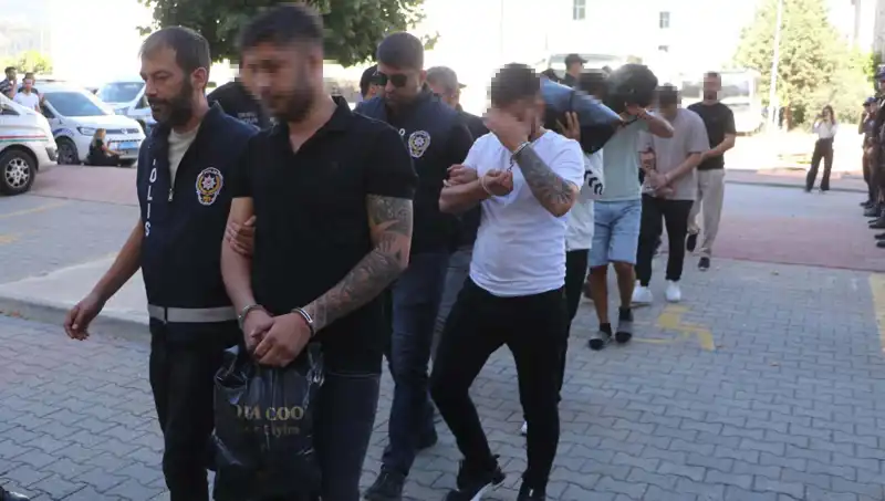 Sahte Eskort İlanı İle 12 Milyon Liralık Dolandırıcılık Skandalı