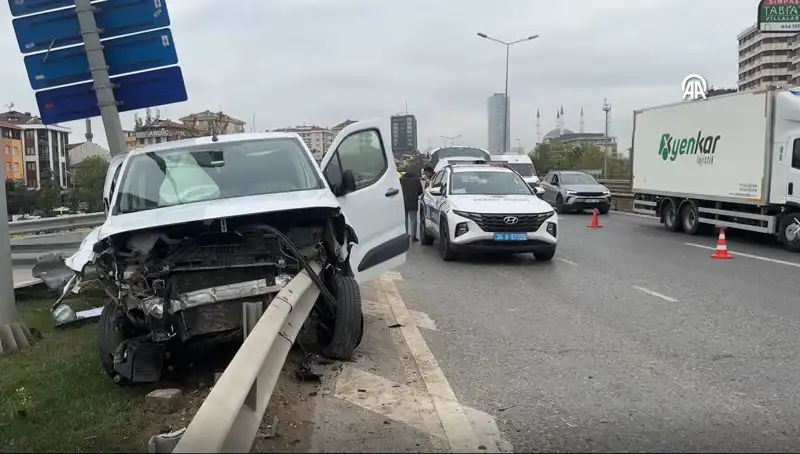 Otoyolda Gerçekleşen Feci Kaza: Bariyere Saplanan Araç Dehşet Saçtı