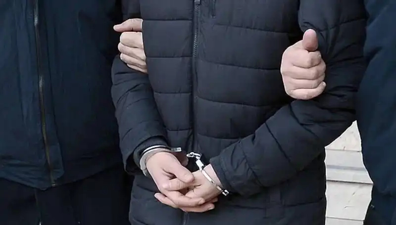 Sonunda Yakayı Ele Verdi: Sakarya'da 32 Yıldır Aranan Suçlu Yakalandı