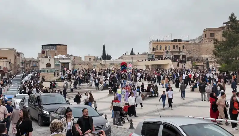 Mardin Ramazan Bayramı'nda Turist Akınına Uğradı: Tarihi Ve Kültürel Mirası Keşfedin