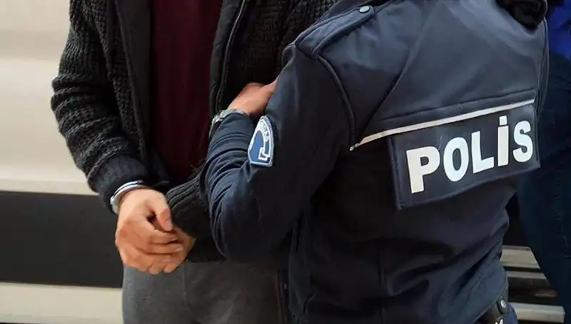 Sınırda Uyuşturucu Operasyonu: Yakalanan Şüpheli İçin Gözaltı Süreci Başladı