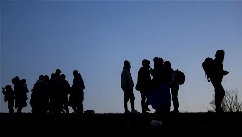 Edirne'de 21 Düzensiz Göçmen Operasyonu: Yetkililerden Açıklama Geldi