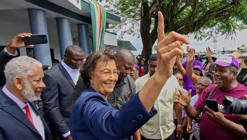 Surinam, Tarihinde İlk Kadın Devlet Başkanını Seçti: Yeni Bir Dönem Başlıyor