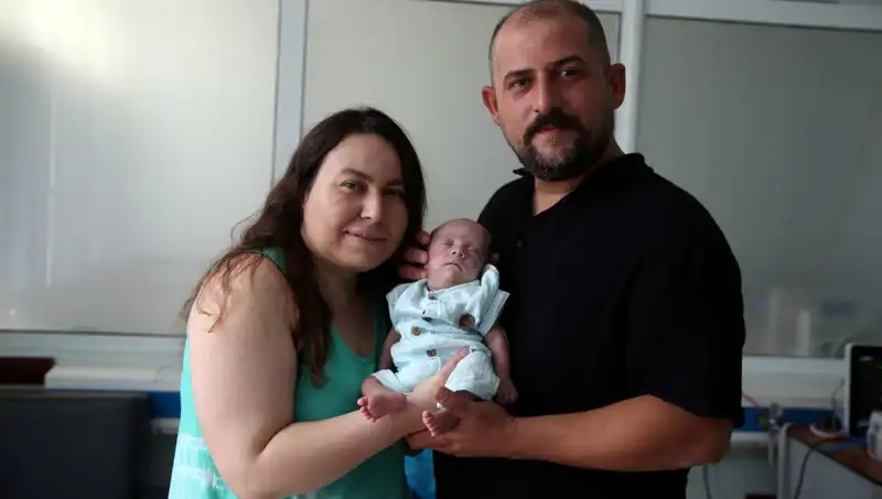 800 Gram Doğdu: 4 Ay Yoğun Bakımdan Sonra Hayata Tutunan Bebek