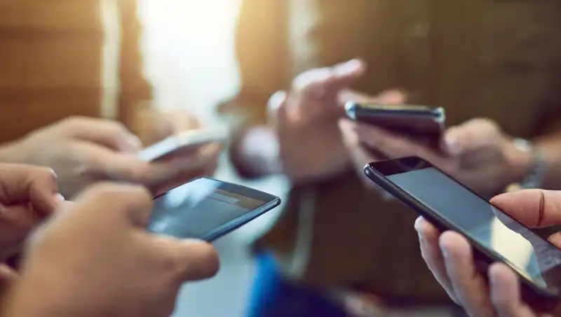 Oppo A5 Pro 4G: Uygun Fiyatlı Telefon Dünyasında Devrim Yaratıyor