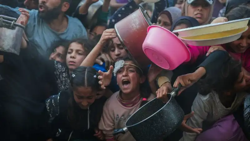 Gazze'de Açlık Krizi: Un Stokları Tükendi, Sonuçları Tehlikeli Olacak