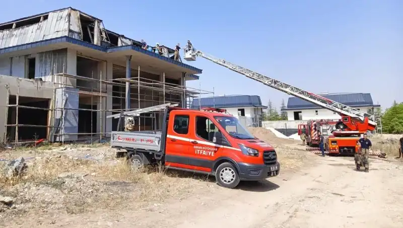 Gölbaşı'nda Villalar Arasında Korkutan Yangın: Neden ve Etkileri Nedir?
