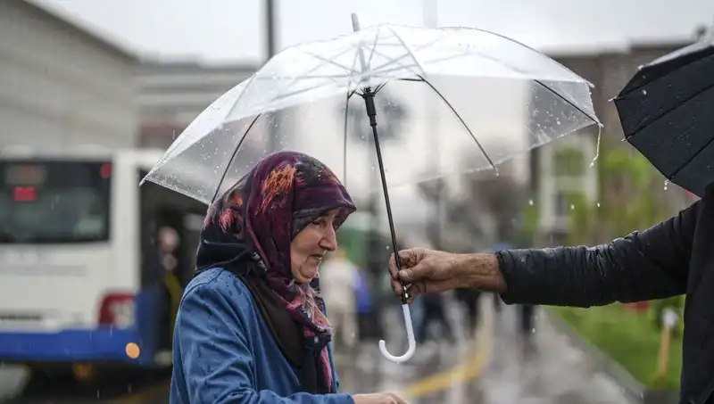 Tüm Türkiye'yi Etkisi Altına Alacak Gök Gürültülü Sağanak Yağışlar Geliyor!