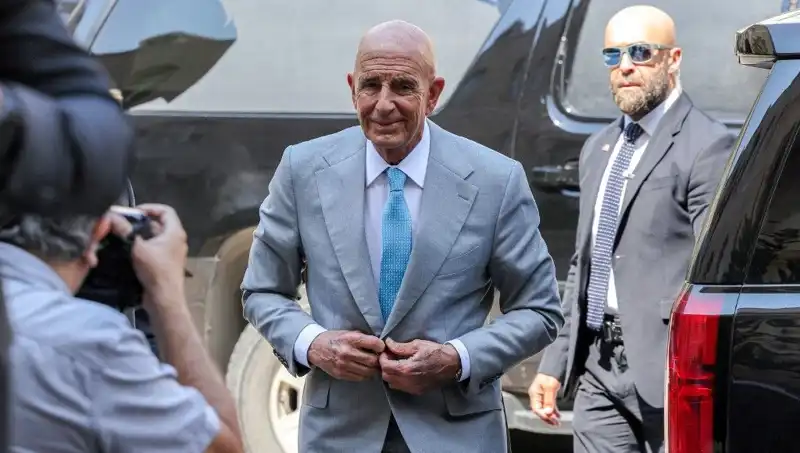 ABD Elçisi Barrack'tan Suriye İçin Sükunet ve Diyalog Çağrısı