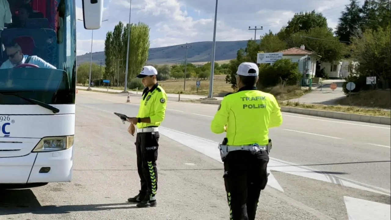 Yurt Genelinde 2,8 Milyon Araç Denetlendi: Trafik Güvenliği İçin Büyük Operasyon