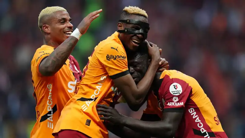 Lemina, Osimhen'in Tercihine Saygı Gösterilmesi Gerektiğini Vurguladı