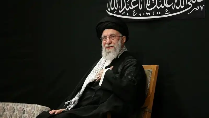 Hamaney, İsrail ile Savaşın Ardından İlk Kez Kamusal Görünümde!