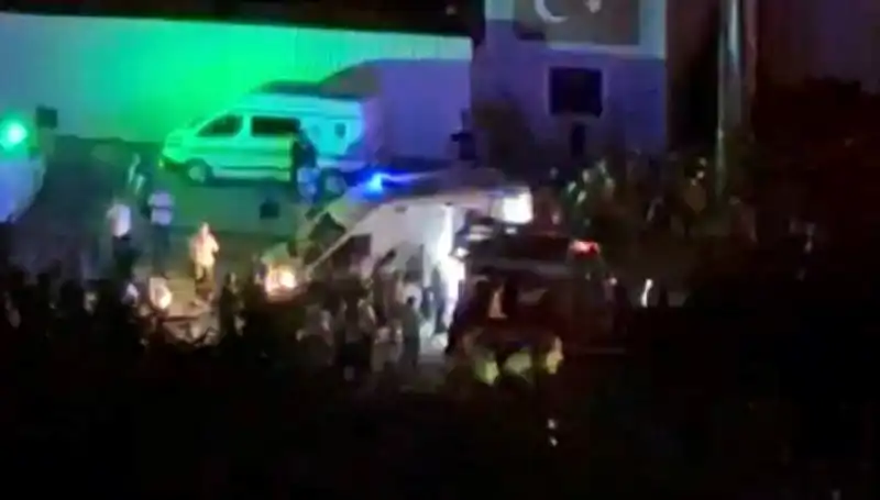 Genç Şoför Tırda Hayatına Kendi Ellerinde Son Verdi!