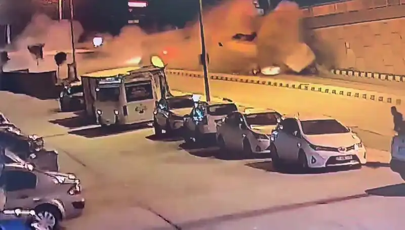 Freni Patlayan Arazözün Feci Kazası: Şok Edici Görüntüler Ortaya Çıktı!