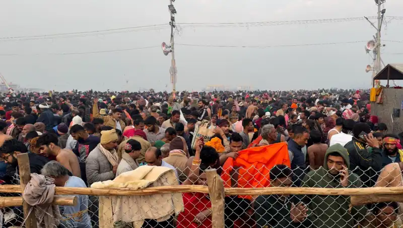 Hindistan'da Dini Festivalde İzdiham: 6 Hayat Kaybı, Çok Sayıda Yaralı