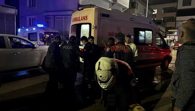 Damat Kayınvalidesini Bıçaklayarak Kaçtı: Aile İçindeki Şoke Eden Olay