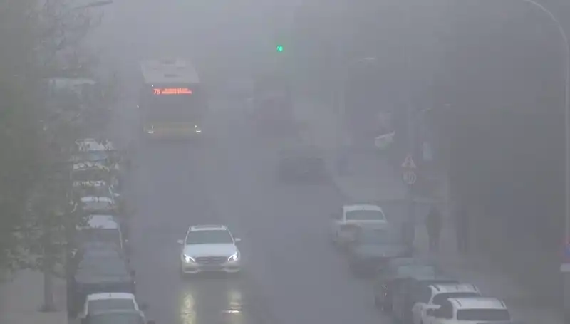 İstanbul'da Görüş Mesafesini Azaltan Yoğun Sis Etkisi!
