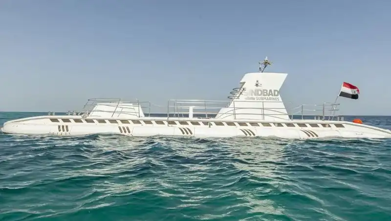 Kızıldeniz'de Turist Taşıyan Denizaltı Faciası: 44 Kişi Kayıp