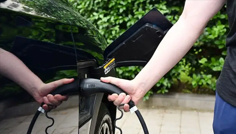 İçten Yanmalı Araç Zamanı Sona mı Erdi? İngiltere Elektrikli Araç Üreticilerini Destekleme Kararı Aldı