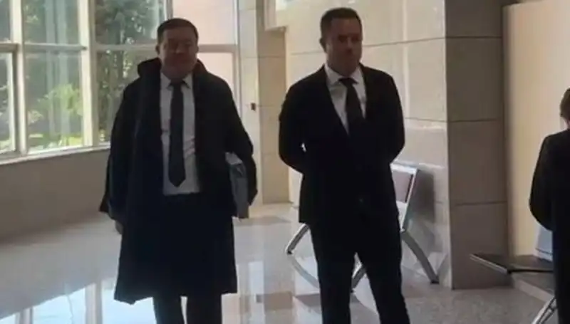 Acun Ilıcalı, Yasa Dışı Bahis Reklamı İddiasıyla Mahkeme Kapısında
