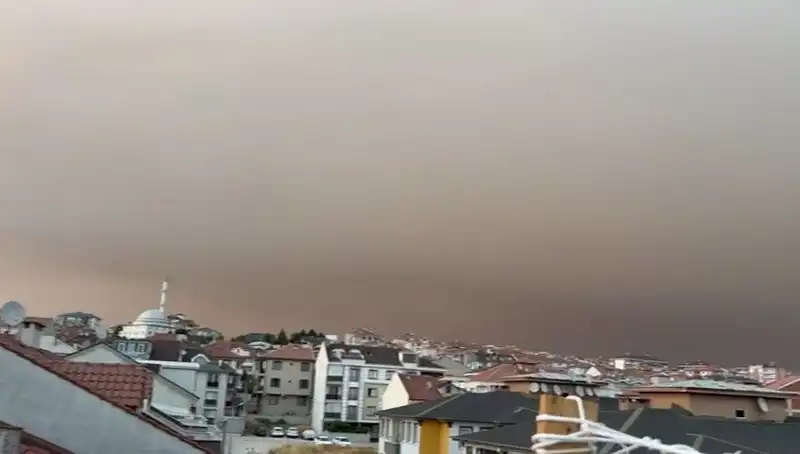 Bursalıları Kül Yağmuruna Hazırlık: Kapıları ve Pencereleri Kapatın!
