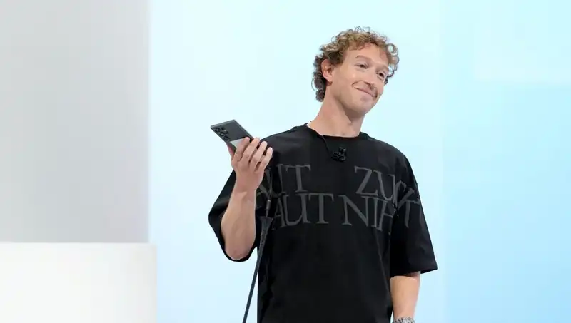 Zuckerberg’in Gizli Yapay Zeka Projesi: 100 Milyon Dolarlık Beyin Avı İddiası