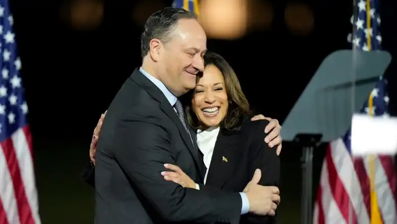 Trump ve Kamala Harris: Evlilikte Sürpriz Bir Ayrılık!