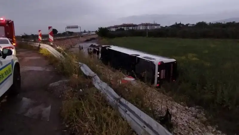 Manisa’da Yaşanan Yolcu Otobüsü Kazası: Yaralılar ve Gelişmeler