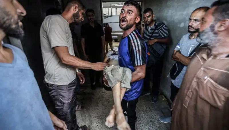 Gazze'deki Şiddet Olayları: İsrail'in Saldırısında 90 Filistinli Hayatını Kaybetti