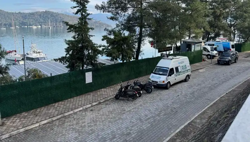 Fethiye'de Düzensiz Göçmen Taşıyan Botun Kaza Geçirmesi: Bir Dramın Görseli