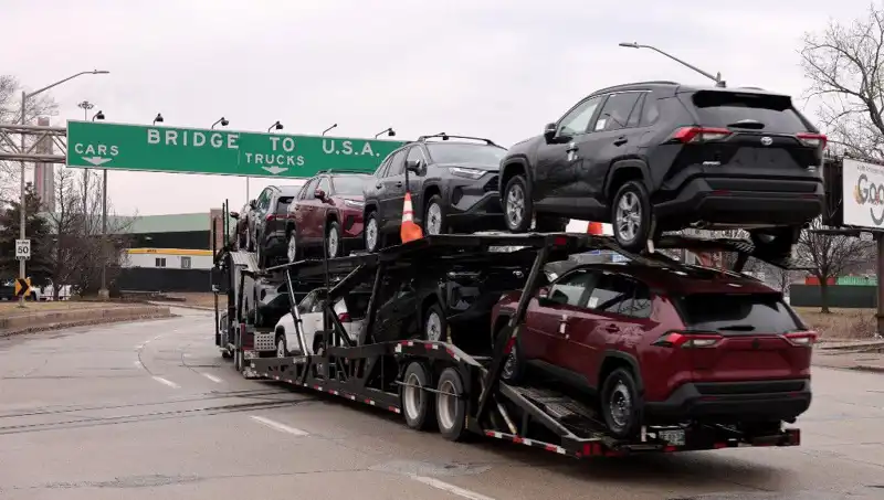 Toyota, ABD Pazarında Hibrit Araç Stratejisini Yeniden Gözden Geçiriyor