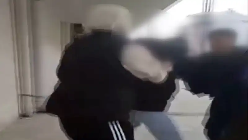 Güvenli alan nerede? Sokakta Akran Zorbalığı ve Çocukların Sesleri