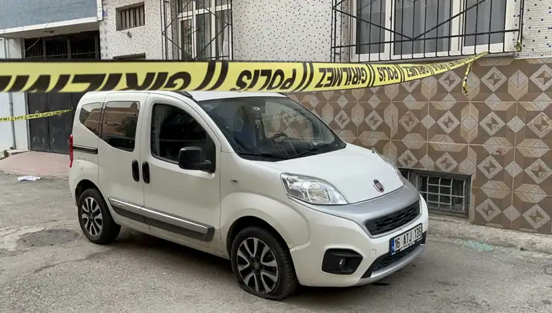 Bursa'da Silahlı Saldırı: Kimliği Belirsiz Saldırgan Aranıyor