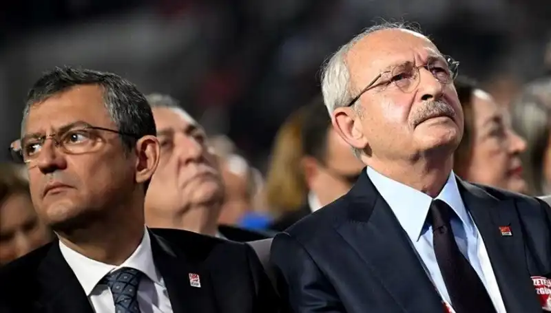 CHP Kurultayı: Kılıçdaroğlu'nun Adaylığı Tartışmalara Yol Açıyor
