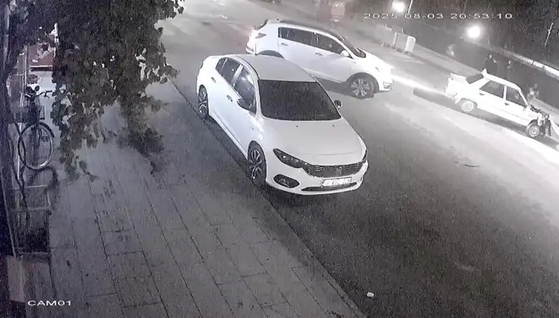 Yaya Geçidinde Üzücü Kaza: Yayaya Yol Veren Sürücü Çarpıldı